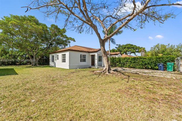10544 SW 182nd Street, Miami, FL 33157