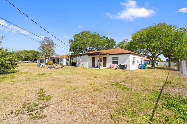 10544 SW 182nd Street, Miami, FL 33157