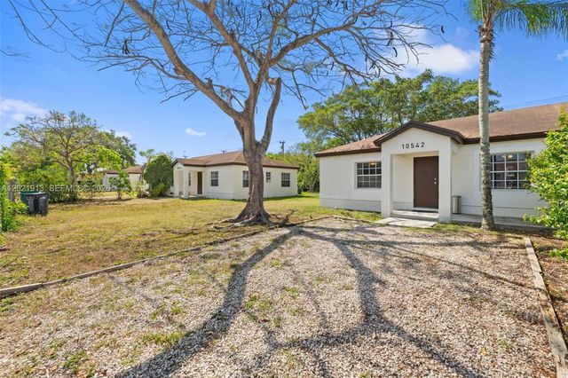 10544 SW 182nd Street, Miami, FL 33157