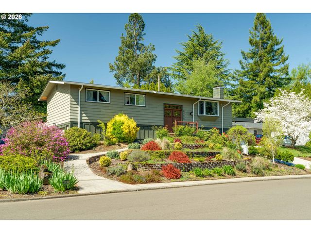 8385 Sw BROOKRIDGE St, Portland, OR 97225