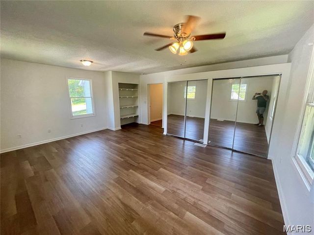 430 Bluff Drive, St Louis, MO 63137