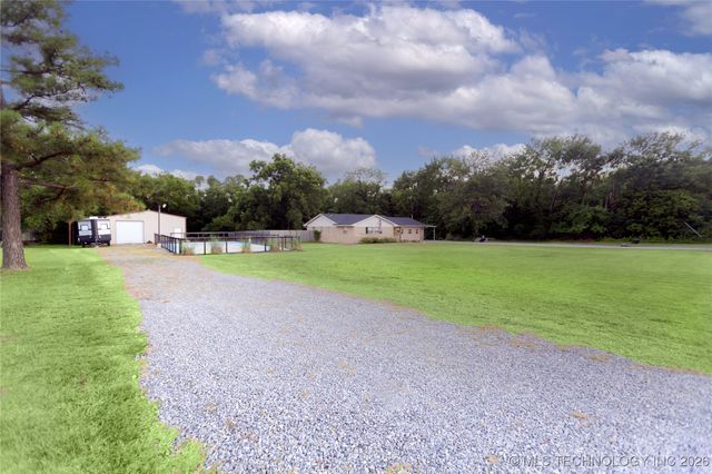 5040 E Creek Street, Mcalester, OK 74501