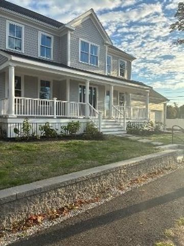9 Jessica Lane, Weymouth, MA 02190