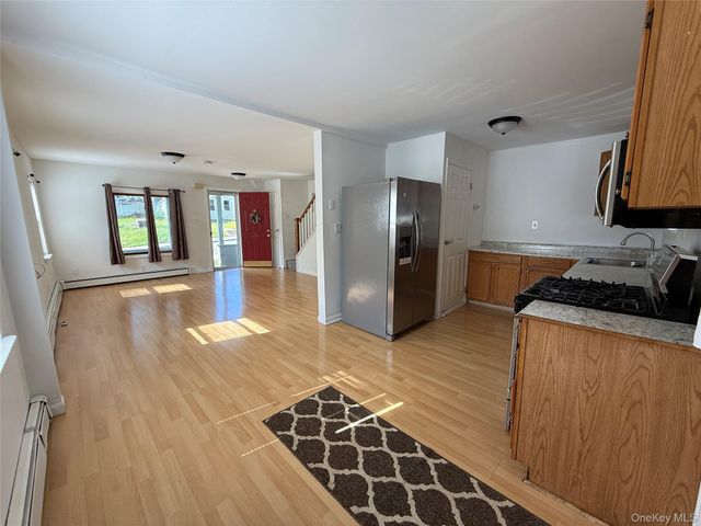 29 Genung Street, Middletown, NY 10940