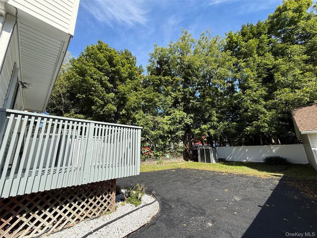 29 Genung Street, Middletown, NY 10940