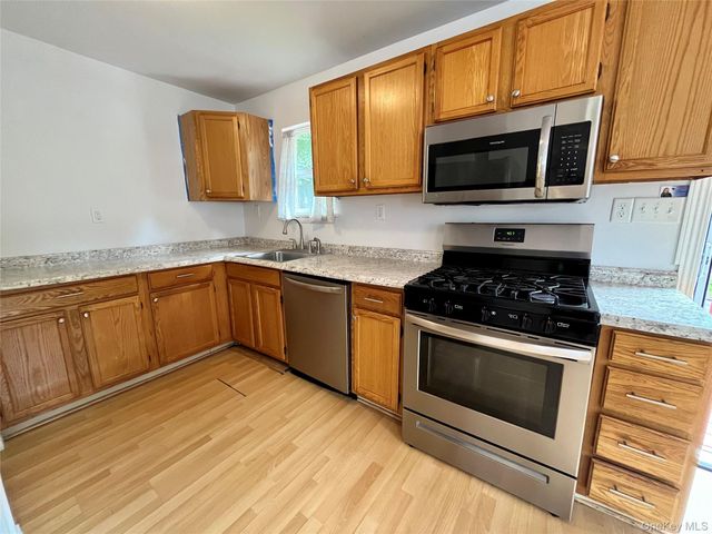 29 Genung Street, Middletown, NY 10940