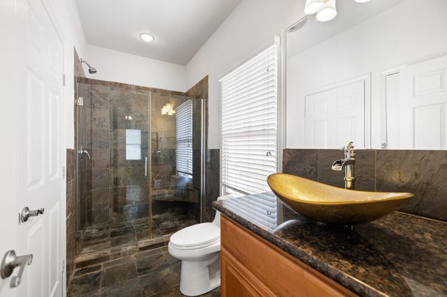 631 Cortlandt Street A, Houston, TX 77007