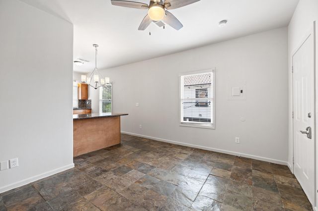 631 Cortlandt Street A, Houston, TX 77007