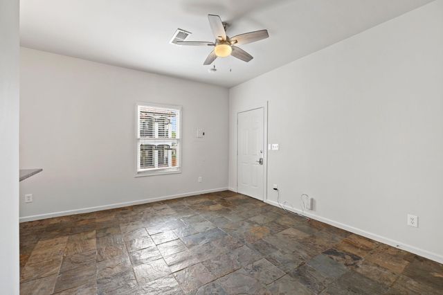 631 Cortlandt Street A, Houston, TX 77007