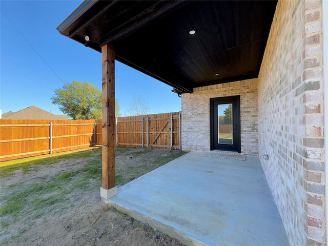 243 Port Drive, Gun Barrel City, TX 75156