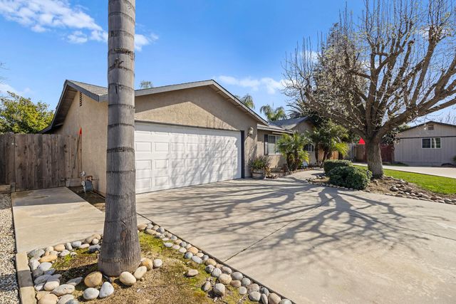 618 Birdsong Court, Exeter, CA 93221