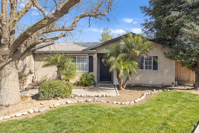 618 Birdsong Court, Exeter, CA 93221
