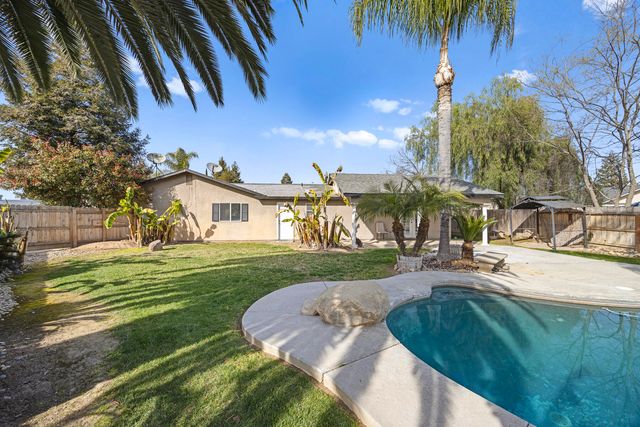 618 Birdsong Court, Exeter, CA 93221