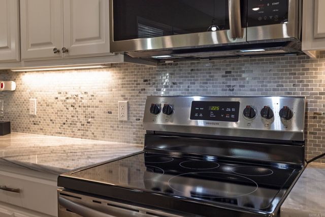 17 Promesa Place, Hot Springs Village, AR 71909