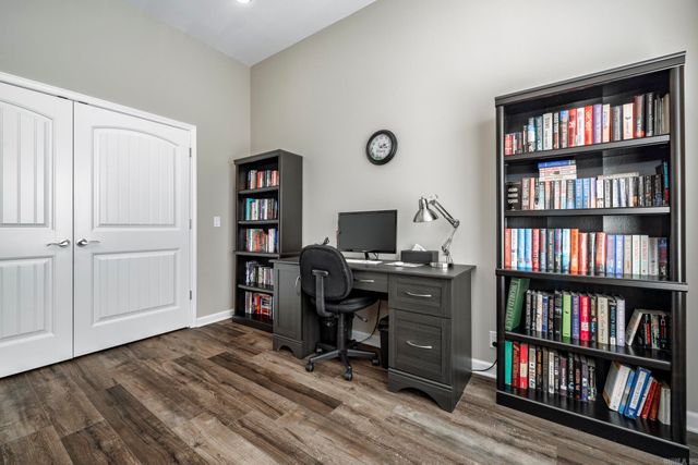 17 Promesa Place, Hot Springs Village, AR 71909