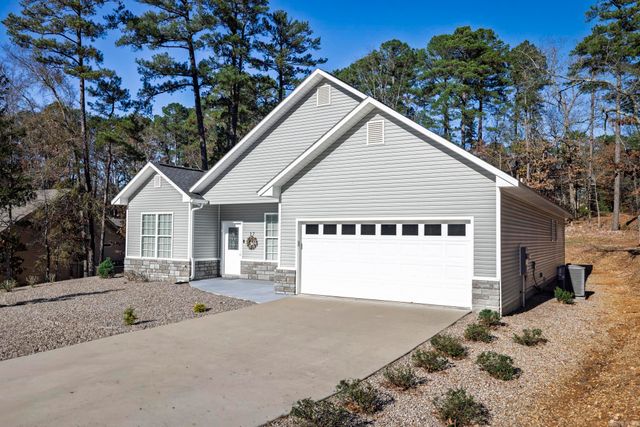 17 Promesa Place, Hot Springs Village, AR 71909