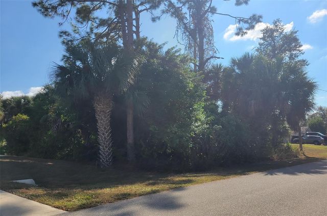 LAGOON TERRACE, North Port, FL 34286