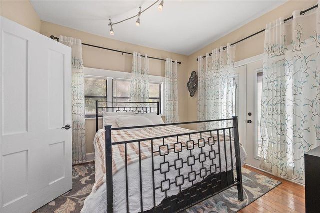 6 E San Carlos Ave, St Augustine, FL 32084