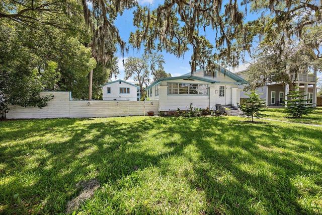 6 E San Carlos Ave, St Augustine, FL 32084