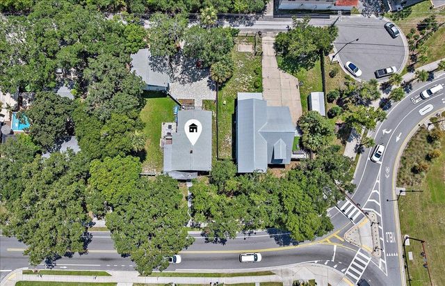 6 E San Carlos Ave, St Augustine, FL 32084