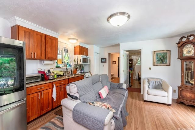 409 Luakini Street, Honolulu, HI 96817