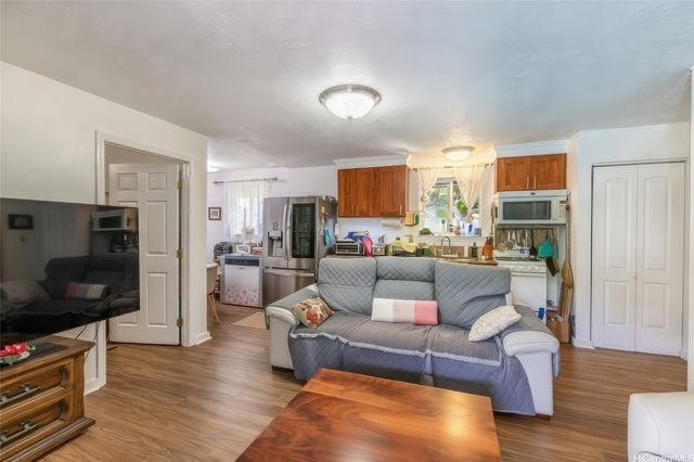 409 Luakini Street, Honolulu, HI 96817