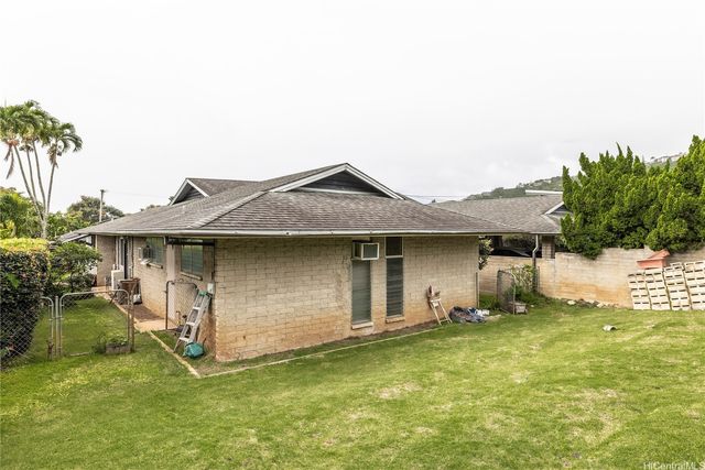 409 Luakini Street, Honolulu, HI 96817