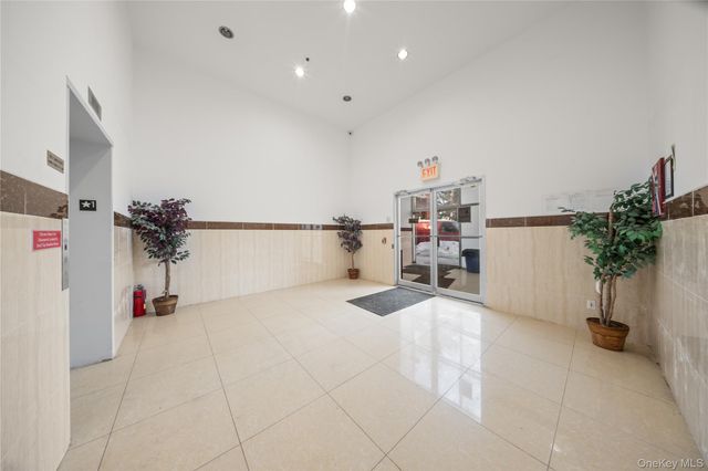 141-52 33rd Avenue 3C, Flushing, NY 11354