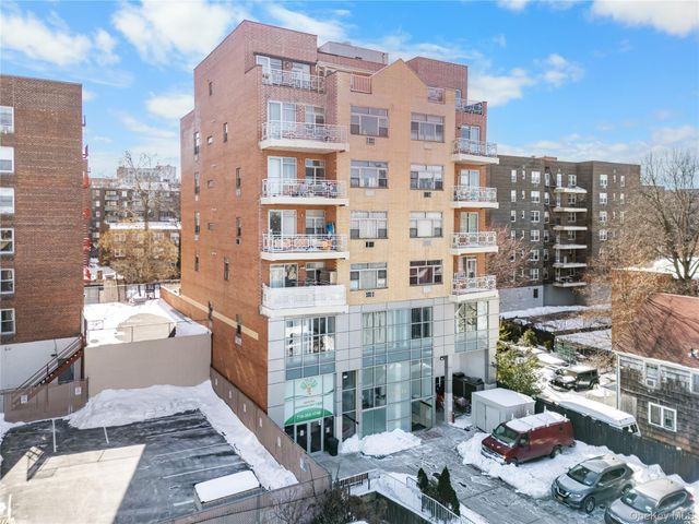 141-52 33rd Avenue 3C, Flushing, NY 11354