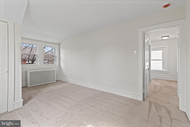 407 LAWN AVE, Sellersville, PA 18960