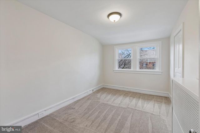 407 LAWN AVE, Sellersville, PA 18960