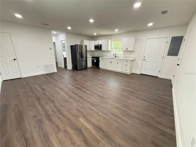 120 HERRICK STREET, Auburndale, FL 33823