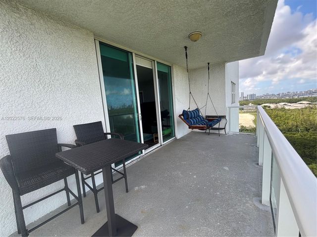 14951 ROYAL OAKS LN 1909, North Miami, FL 33181