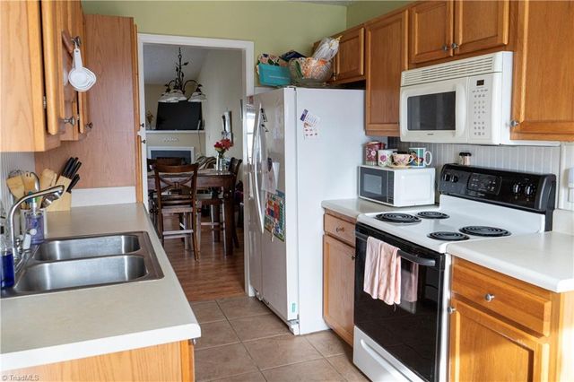 204 Caswell Kern Road, Kernersville, NC 27284