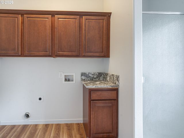 21754 Ne Couch Ct, Gresham, OR 97030