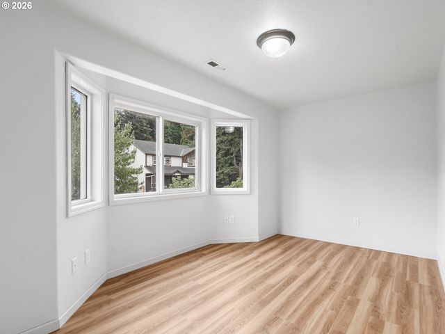 21754 Ne Couch Ct, Gresham, OR 97030
