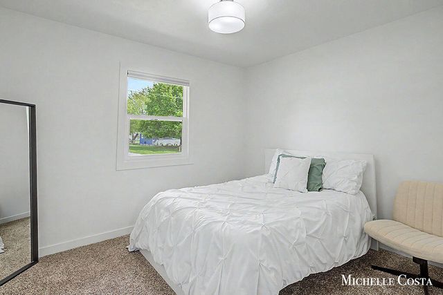 7697 Hollyhock Avenue, Jenison, MI 49428