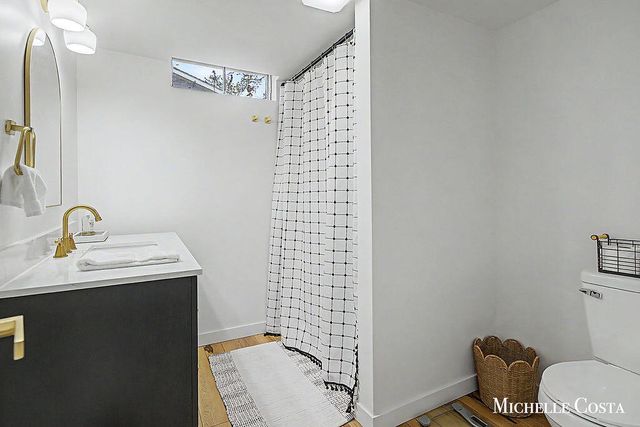 7697 Hollyhock Avenue, Jenison, MI 49428