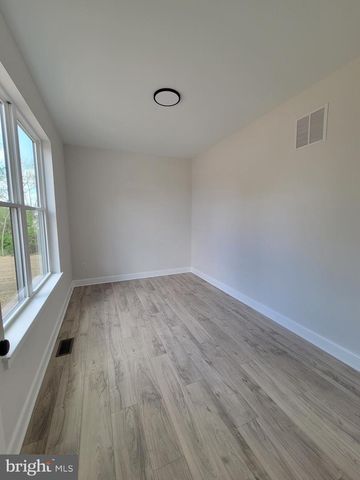 102 HEATHERWOOD DR, Vineland, NJ 08360