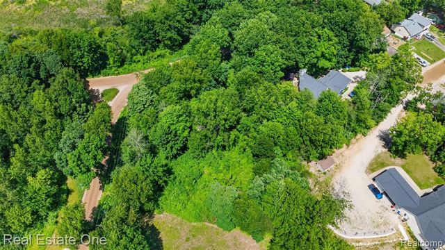 0000 Big Lake, Davisburg, MI 48350
