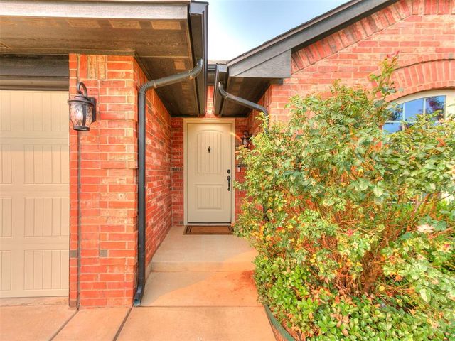18404 Scarborough Drive, Edmond, OK 73012