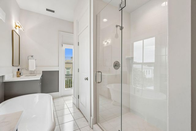 19 Krier Lane, Mount Pleasant, SC 29464
