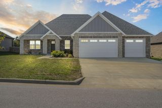4768 East Whitman Road, Springfield, MO 65802
