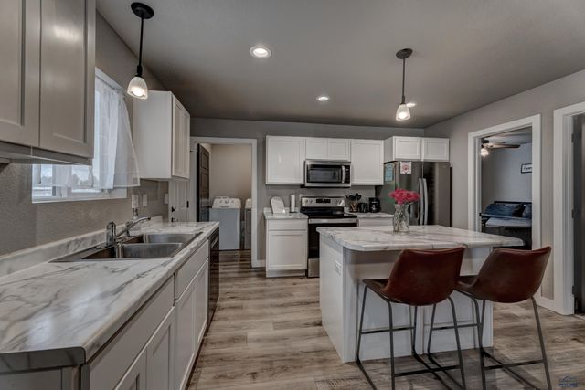 370 SPIRIT DRIVE, Box Elder, SD 57719