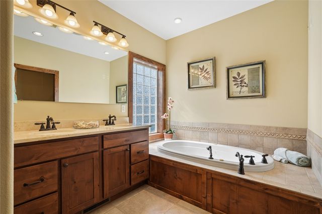 4060 Monarch Avenue, Marion, IA 52302