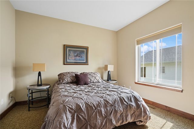 4060 Monarch Avenue, Marion, IA 52302