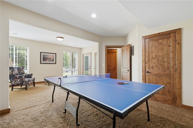 4060 Monarch Avenue, Marion, IA 52302
