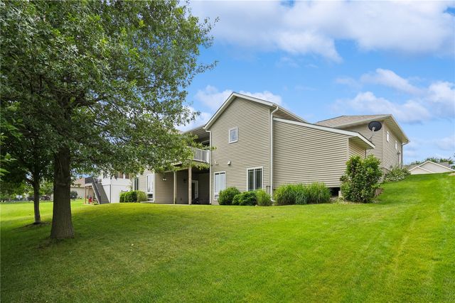 4060 Monarch Avenue, Marion, IA 52302