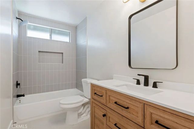 1077 Offshore, Oxnard, CA 93035