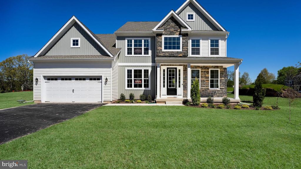 221 EAST FIFTH STREET, East Greenville, PA 18041